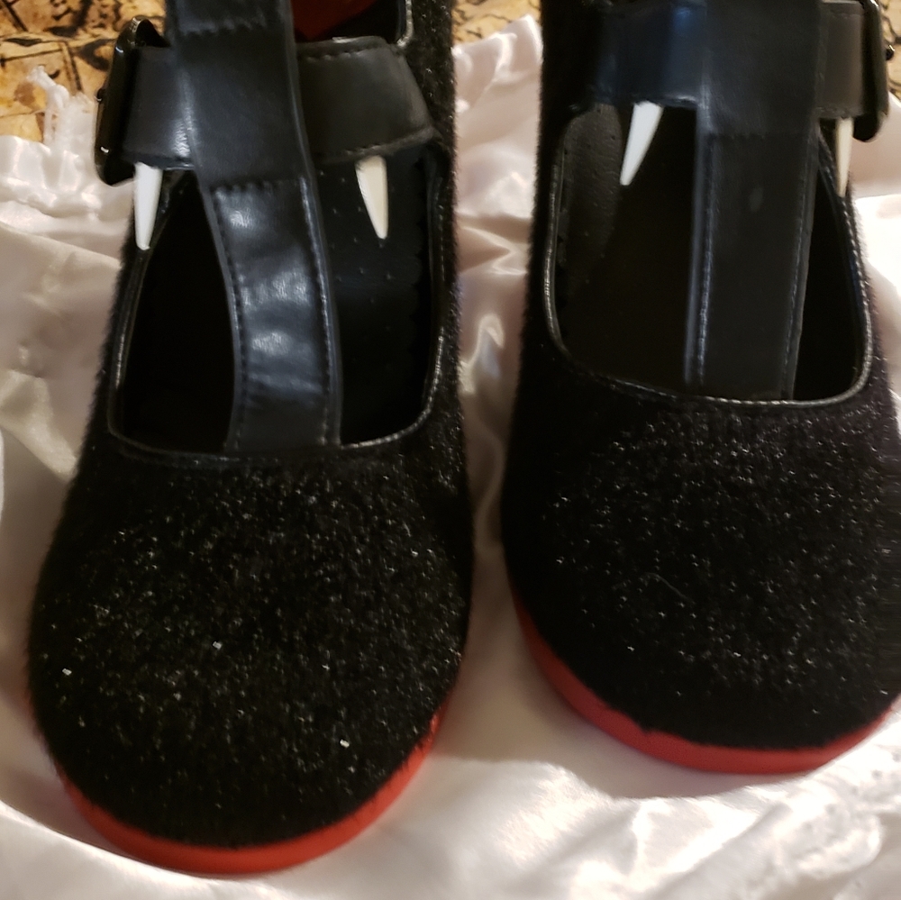 Hot Chocolate Vamp Pumps
